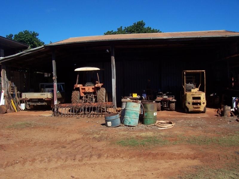 242 North South Road, Childers QLD 4660