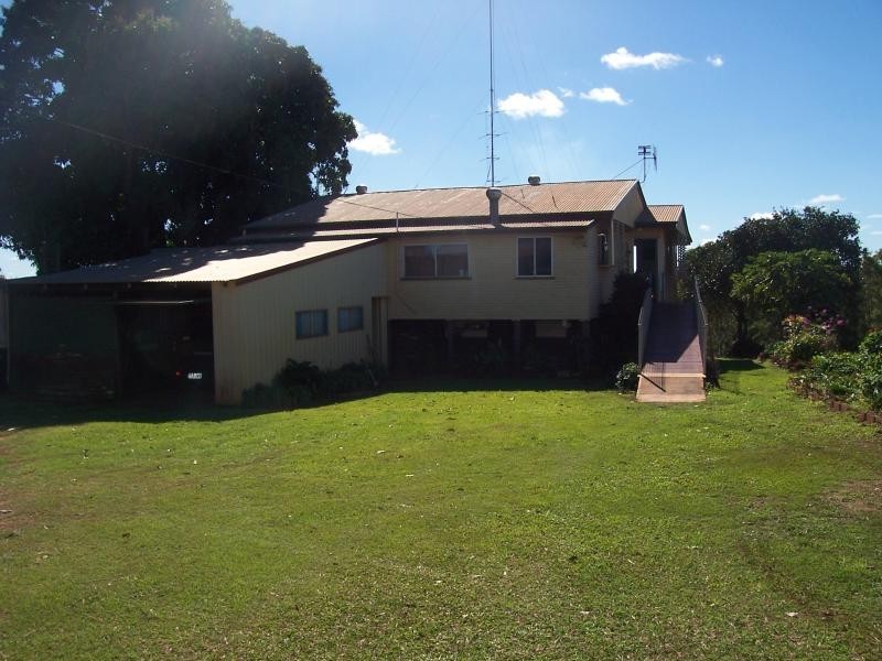 242 North South Road, Childers QLD 4660