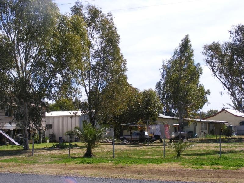 23 Station Street, Roma QLD 4455