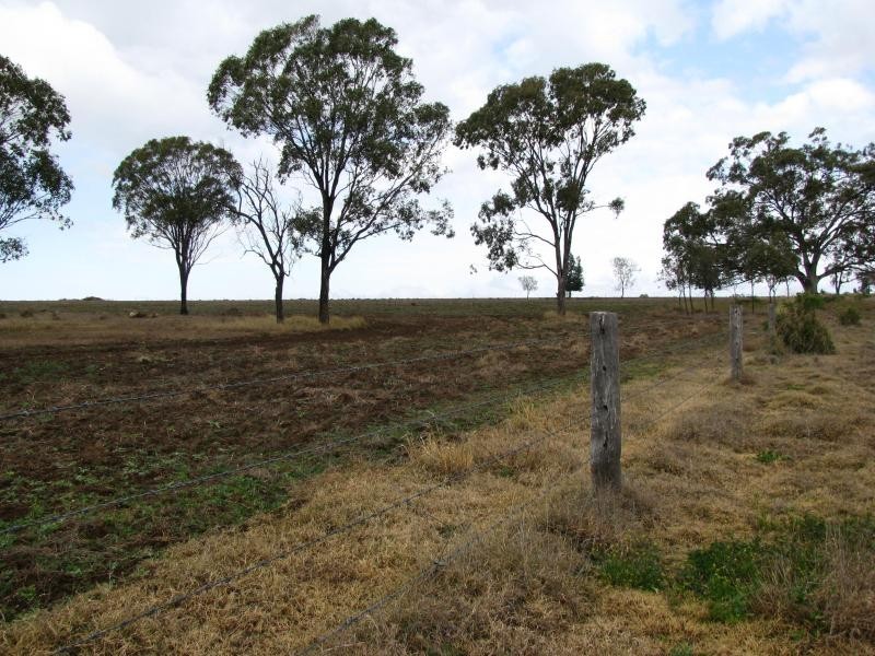 100 acres Bunya Mountains Road, Kaimkillenbun QLD 4406