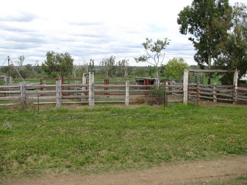 7 km North East of, Kaimkillenbun QLD 4406