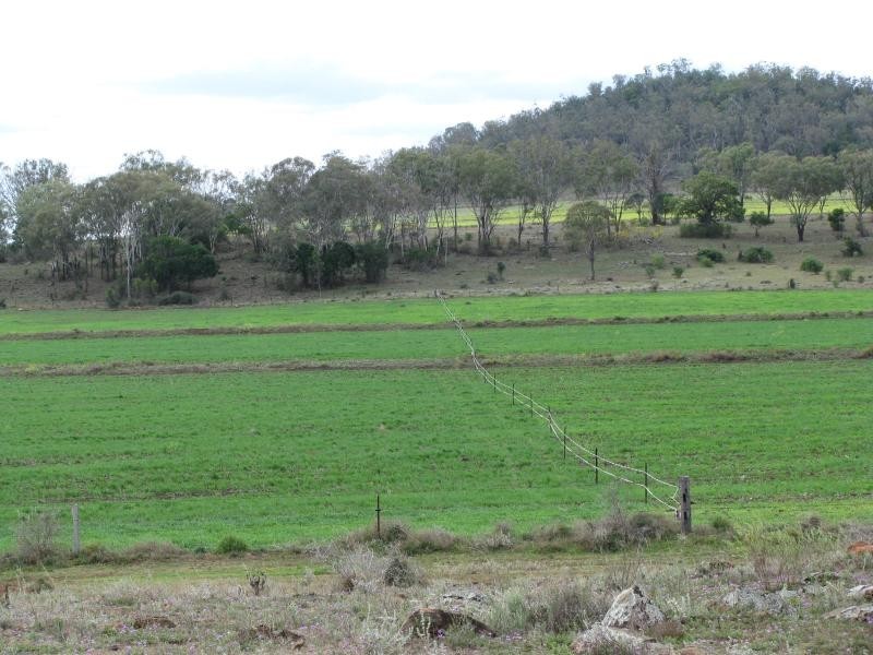 7 km North East of, Kaimkillenbun QLD 4406