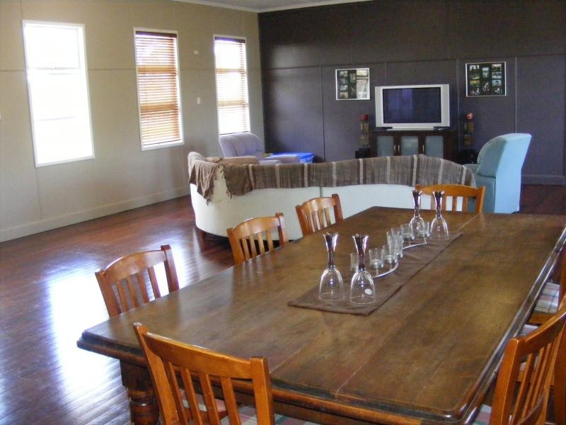 27 Lovell Street, Roma QLD 4455