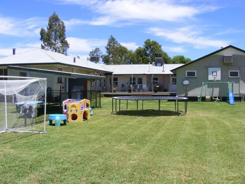 27 Lovell Street, Roma QLD 4455