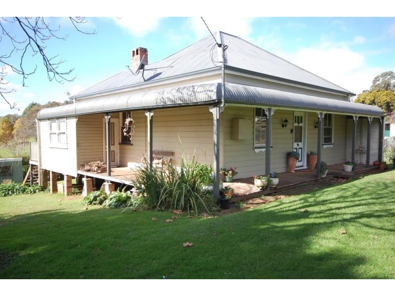 21 VINE STREET, Dorrigo NSW 2453