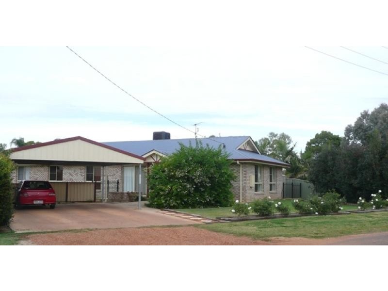 16 Kilroy Street, St George QLD 4487