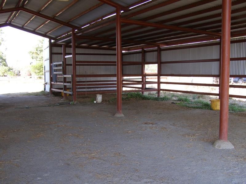 21 Fairybower Lane, Gracemere QLD 4702