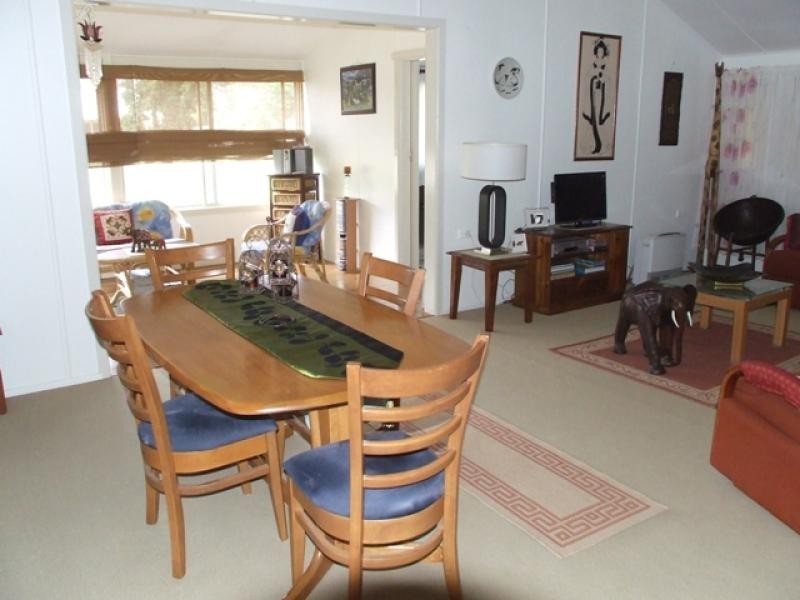 9 Mary St, Bollon QLD 4488