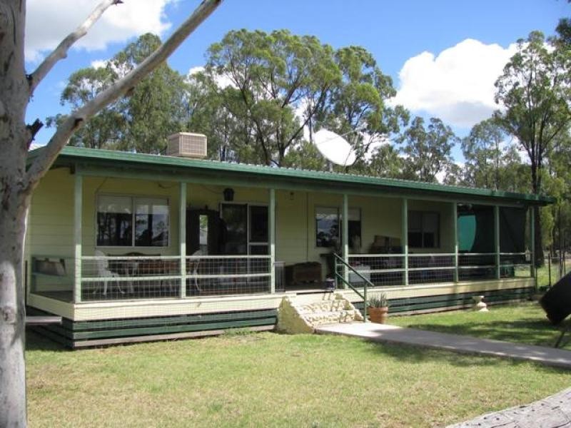 463 ACRES LIFESTYLE PROPERTY, Miles QLD 4415