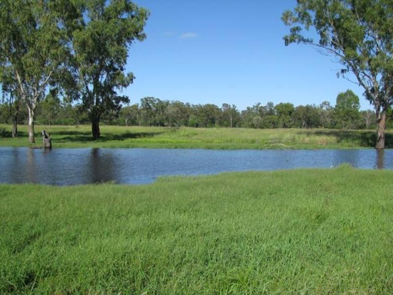 ORIENT, 5372 ACRES QUALITY GRAZING, Miles QLD 4415