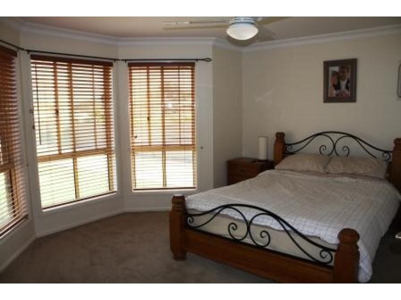 13 Taylor Street, St George QLD 4487