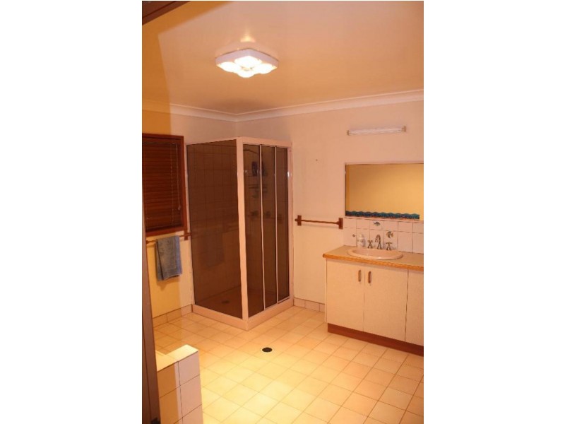 62 Barlee Street, St George QLD 4487