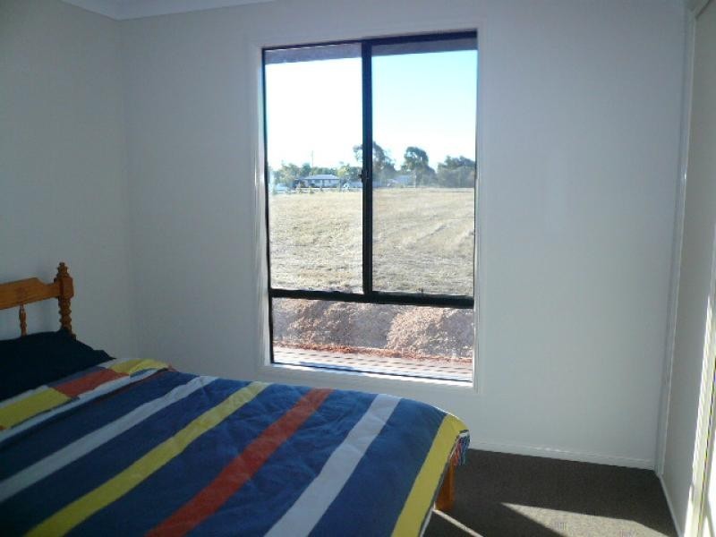 6 HENRY COURT, Tara QLD 4421