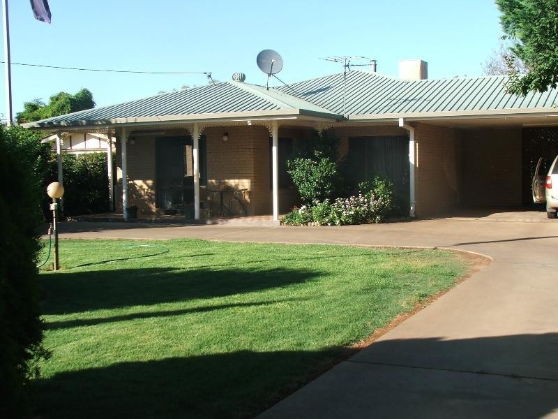 9 Philip Street, St George QLD 4487