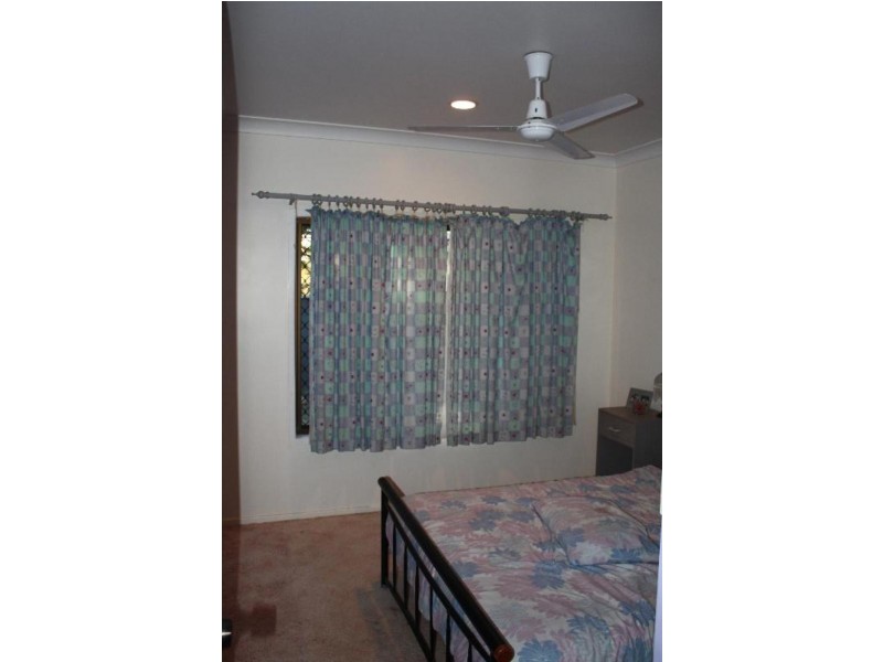 9 Philip Street, St George QLD 4487