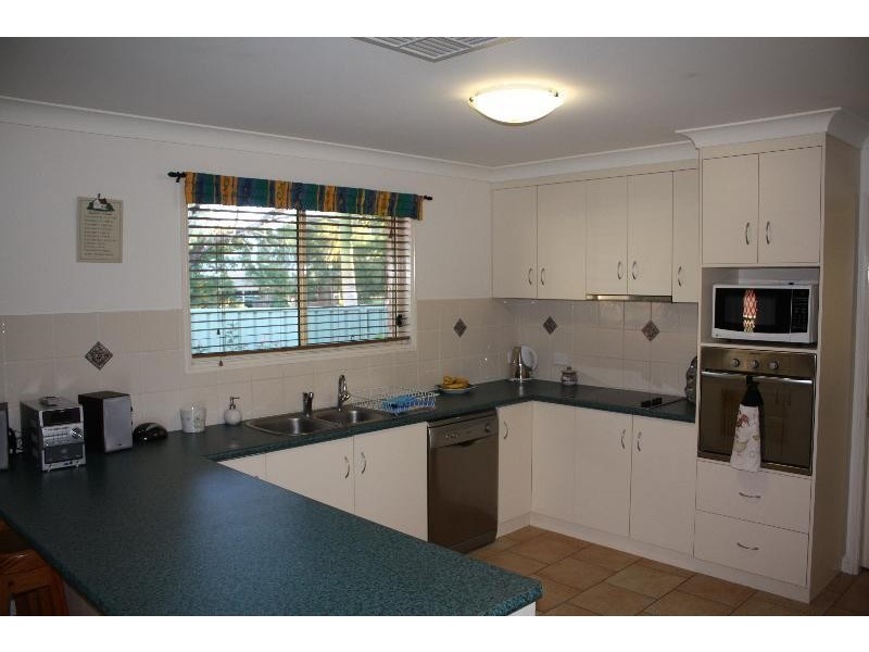 18 Kilroy Street, St George QLD 4487