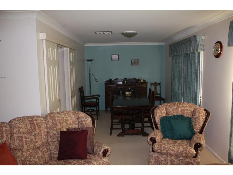 18 Kilroy Street, St George QLD 4487