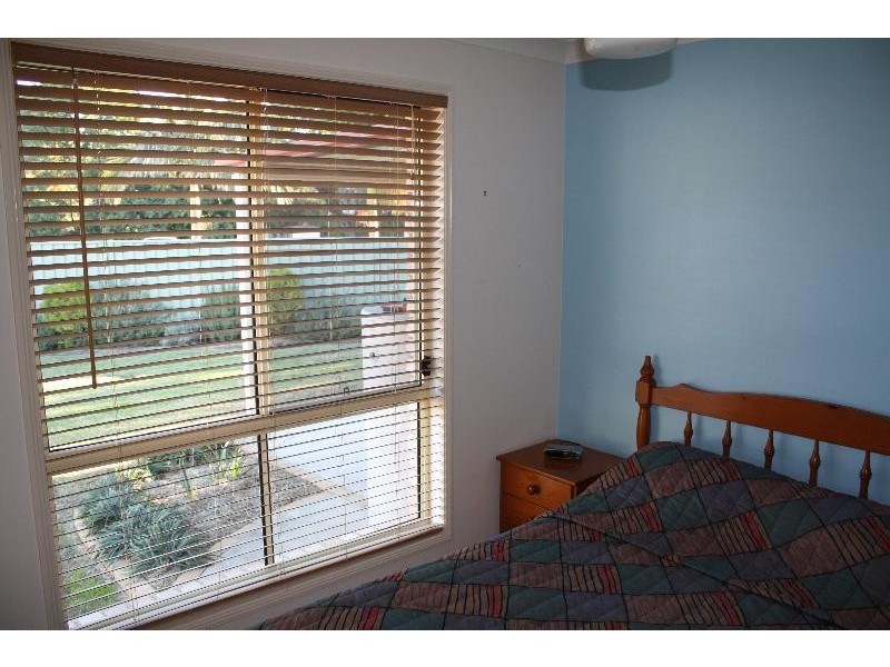 18 Kilroy Street, St George QLD 4487