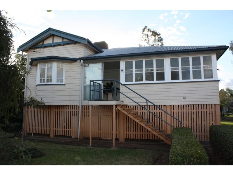 81 Victoria Street, St George QLD 4487