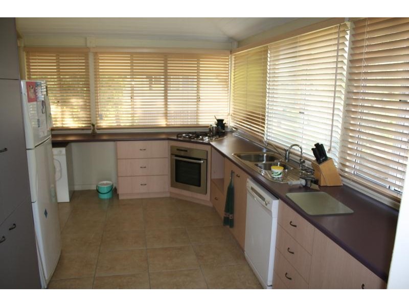 81 Victoria Street, St George QLD 4487