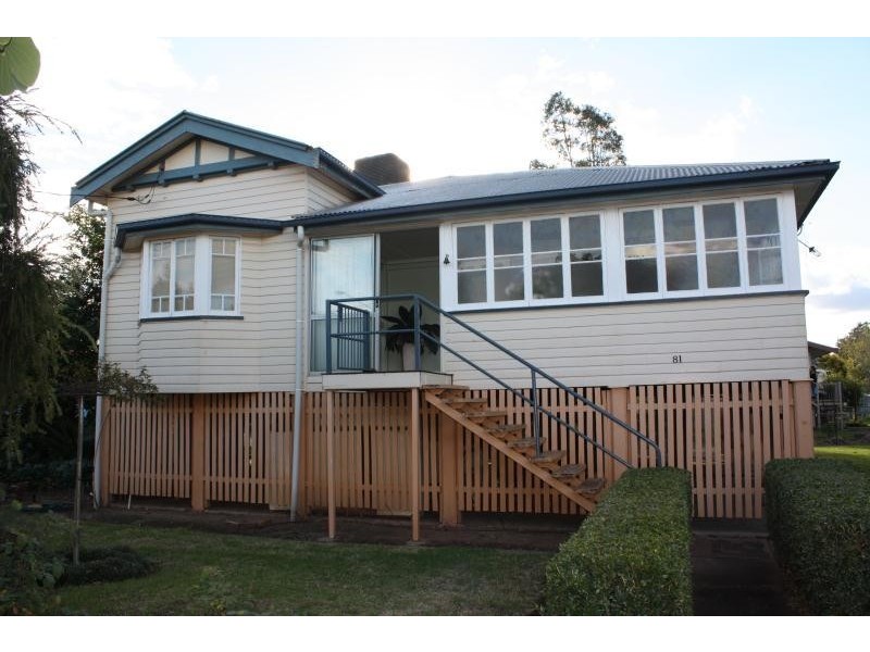 81 Victoria Street, St George QLD 4487