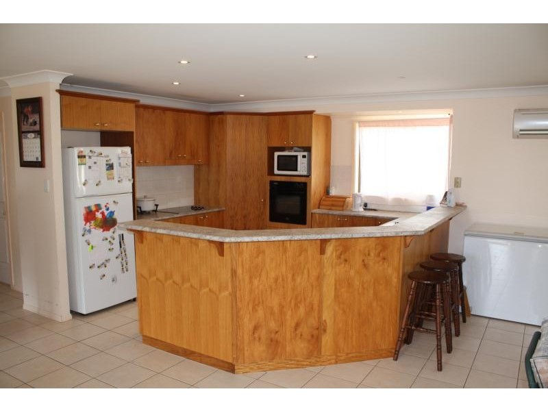 12 Taylor Street, St George QLD 4487