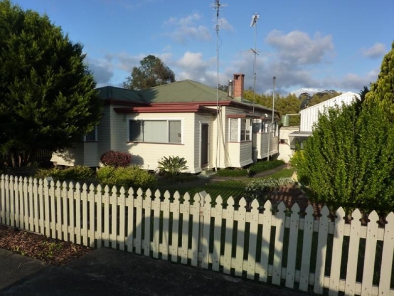 41 McPherson St, Woodenbong NSW 2476