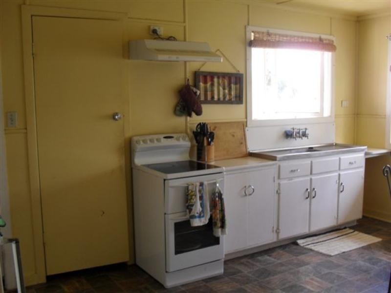 23 GIBSON STREET, Meandarra QLD 4422