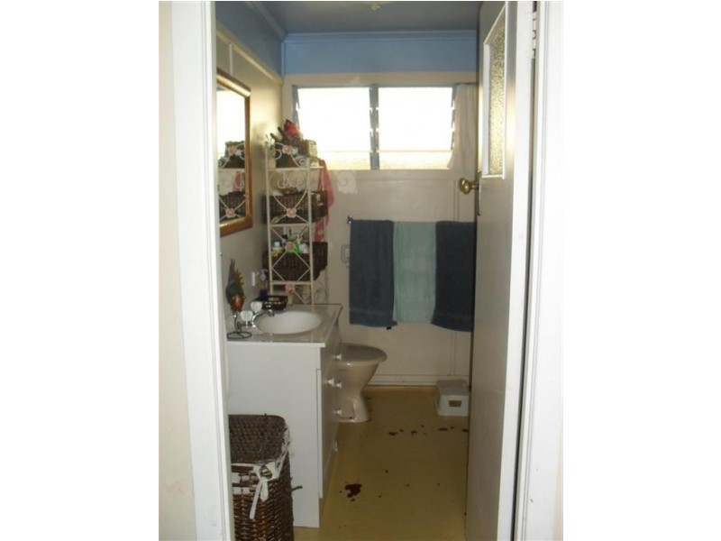 23 GIBSON STREET, Meandarra QLD 4422