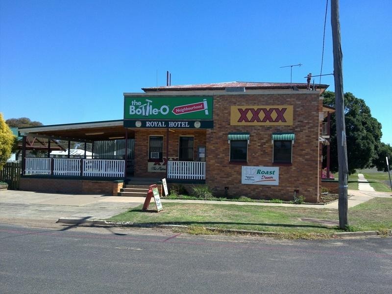 3 Sara Street, Meandarra QLD 4422