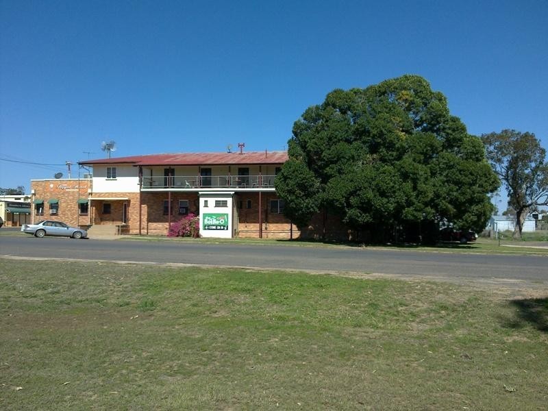 3 Sara Street, Meandarra QLD 4422