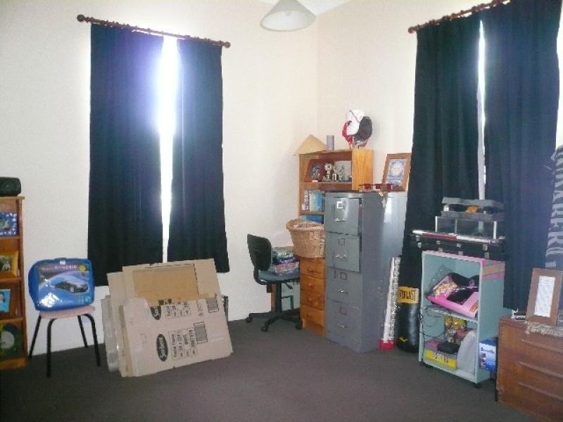 7 WILSON STREET, Tara QLD 4421