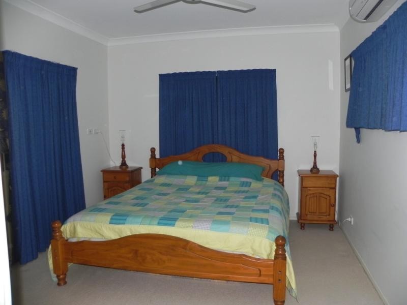 Shady Acres, 393 River Road, Moura QLD 4718