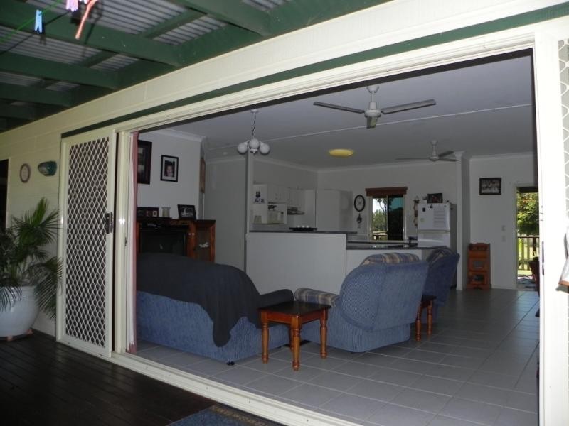 Shady Acres, 393 River Road, Moura QLD 4718