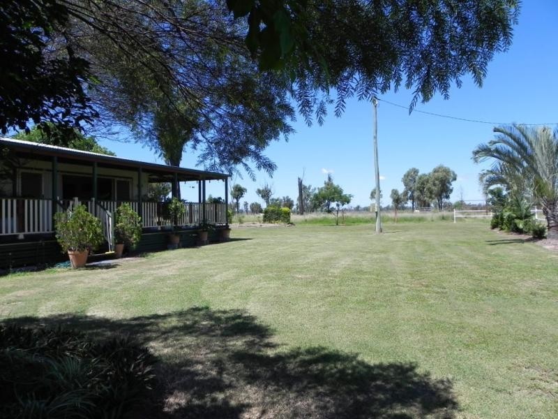 Shady Acres, 393 River Road, Moura QLD 4718