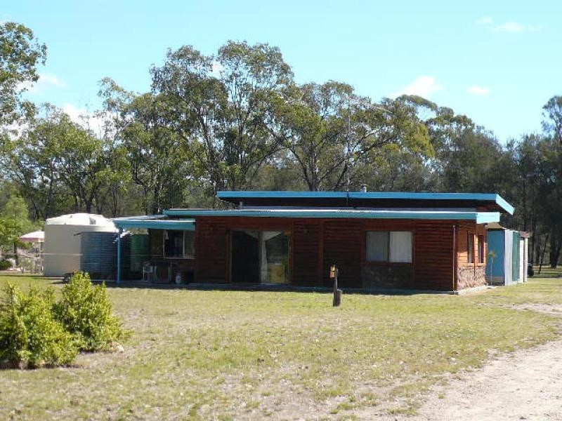 231 KOOKABURRA DRIVE, Tara QLD 4421