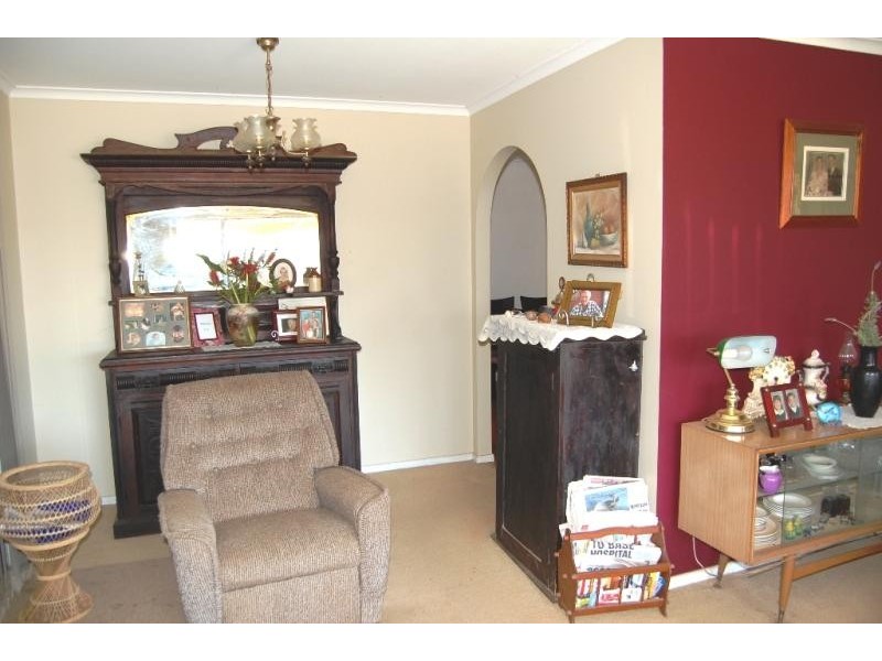 16 Parkes Street, Dorrigo NSW 2453