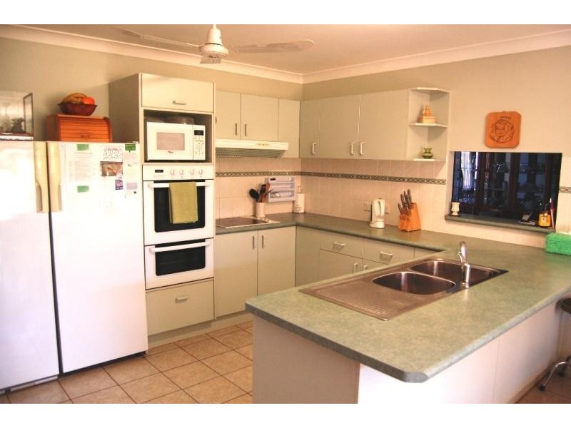 5 Tamarind Avenue, Dorrigo NSW 2453