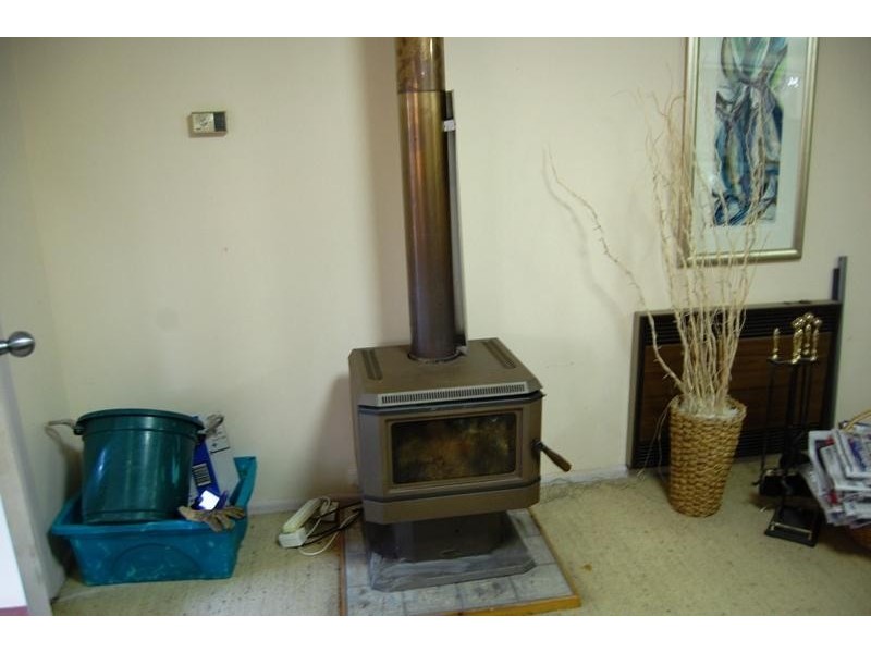 16 Gatenby Street, Dorrigo NSW 2453