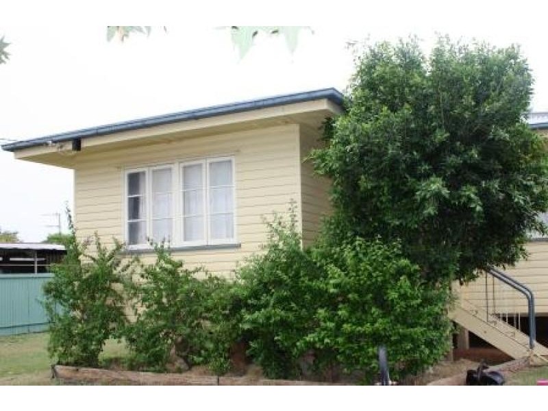 41 Church Street, St George QLD 4487