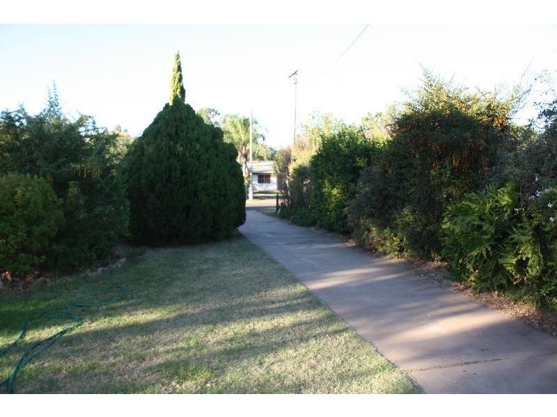 9 Philip Street, St George QLD 4487