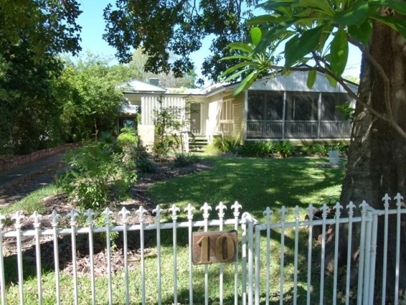 10 St Georges Terrace, St George QLD 4487