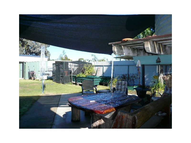 22 BILTON STREET, Tara QLD 4421