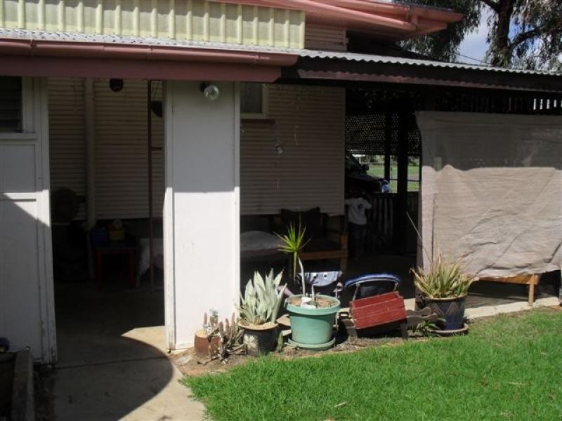 23 GIBSON STREET, Meandarra QLD 4422