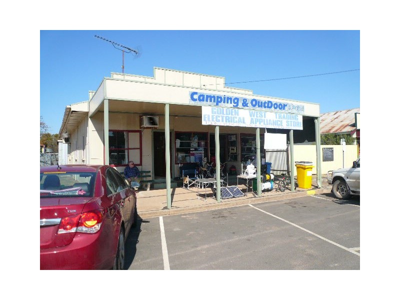 24 DAY STREET, Tara QLD 4421