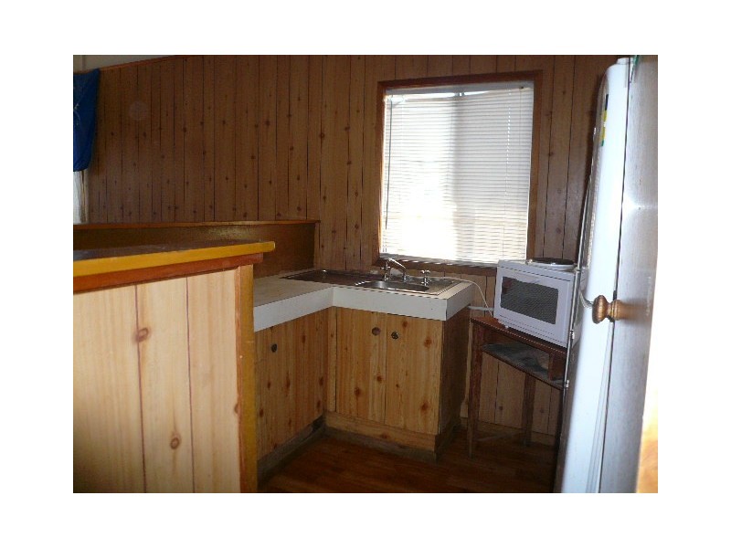 24 DAY STREET, Tara QLD 4421