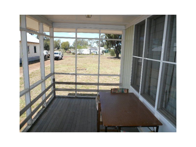 5 GEORGE STREET, Meandarra QLD 4422