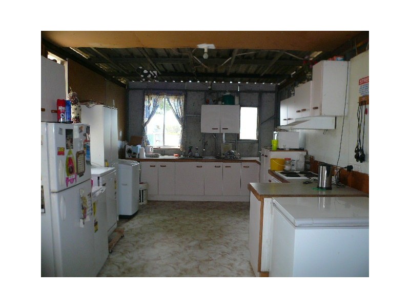 69 TREGATHLYN ROAD, Tara QLD 4421