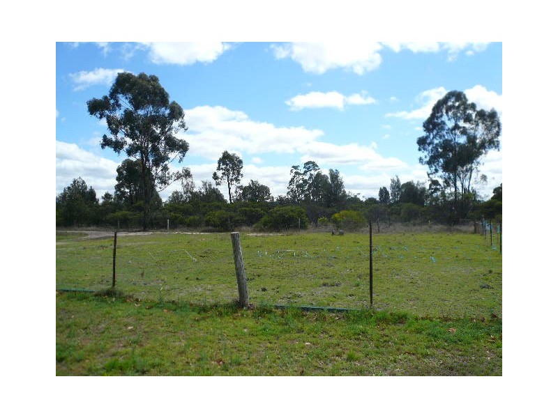 69 TREGATHLYN ROAD, Tara QLD 4421