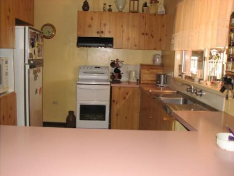 22 Rudall Ave, Newman WA 6753